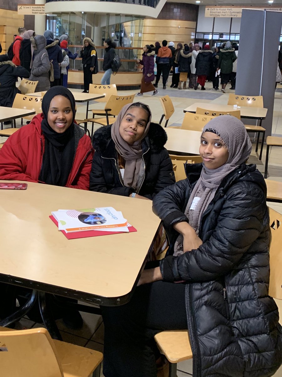 STEPUPMpls's tweet image. What does hope look like? It looks like hundreds of Minneapolis young people spending Saturdays in March training for their summer internships. These are our future leaders. #stepupmpls