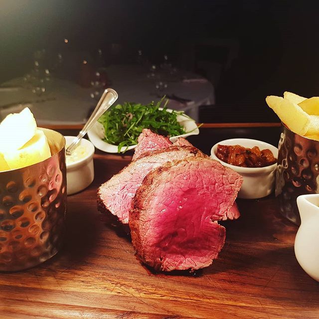 Chateaubriand anyone? Only one place to come @deanesmeatlocker ! #lovedeanes #smashingitout #belfastfood #qualitybeef #chefsofinstagram ift.tt/2XzWyz2