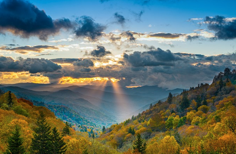 RVOutletMallTX's tweet photo. These mountain towns are a must-see! https://t.co/OETSc7JTc9 https://t.co/12qUElmpYp
