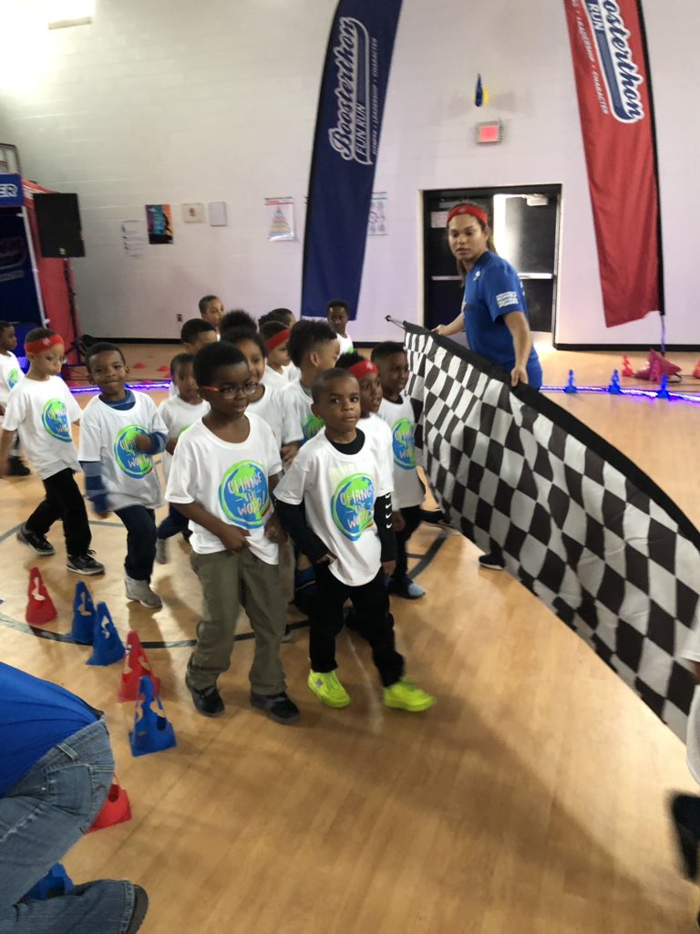 tdpowell4's tweet photo. So proud of @CESMustangs1 students and families for working hard to raise money for our literacy program! Our Fun Run was a huge success! https://t.co/GxYbNFFzpG