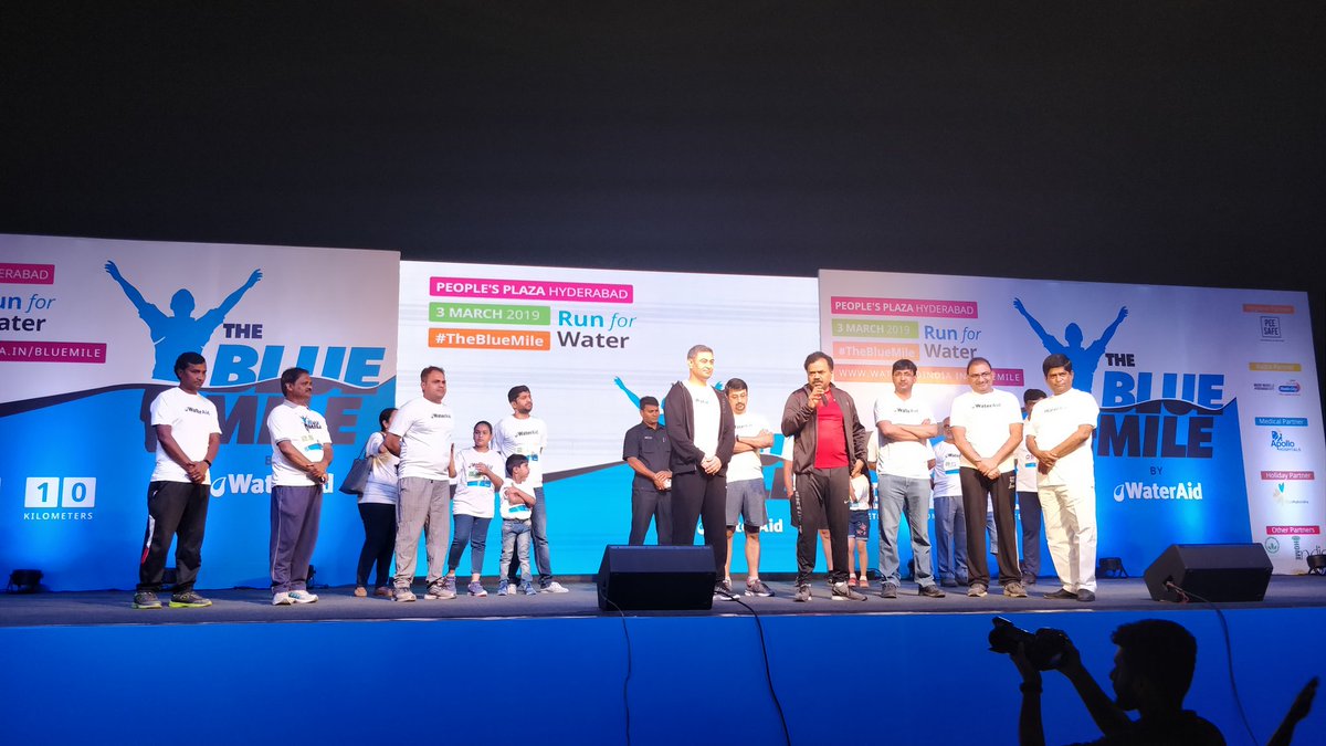 Kick-starting the #marathon #thebluemile #runforwater @WaterAidIndia @GHMCOnline @MDHMWSSB @HMWSSBOnline @vkmadhavan @Avinashkoomar @TSMAUDOnline @CitiesForAllHyd @swachhhyd @metropolis_org