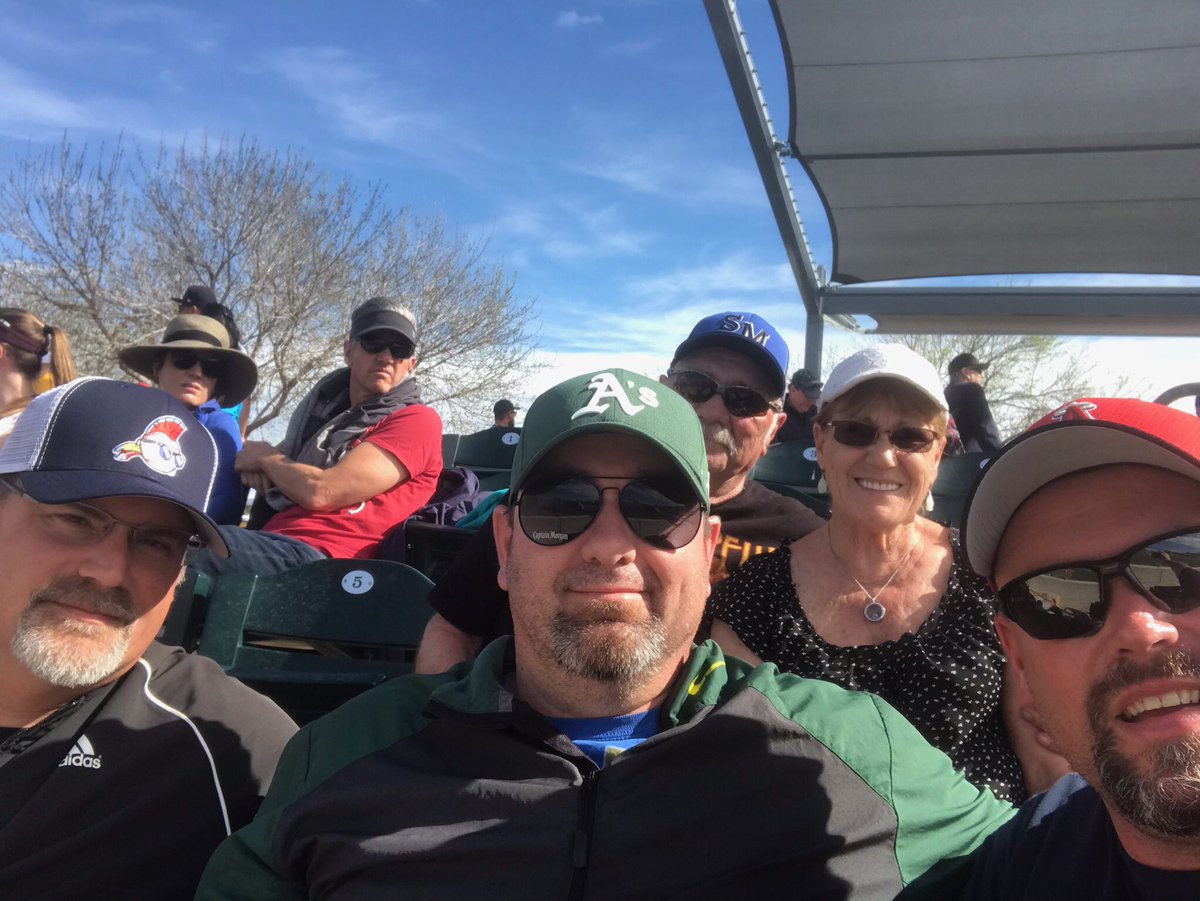 ChrisPweraid's tweet photo. #HellaSpring https://t.co/gyo2UWk2kw