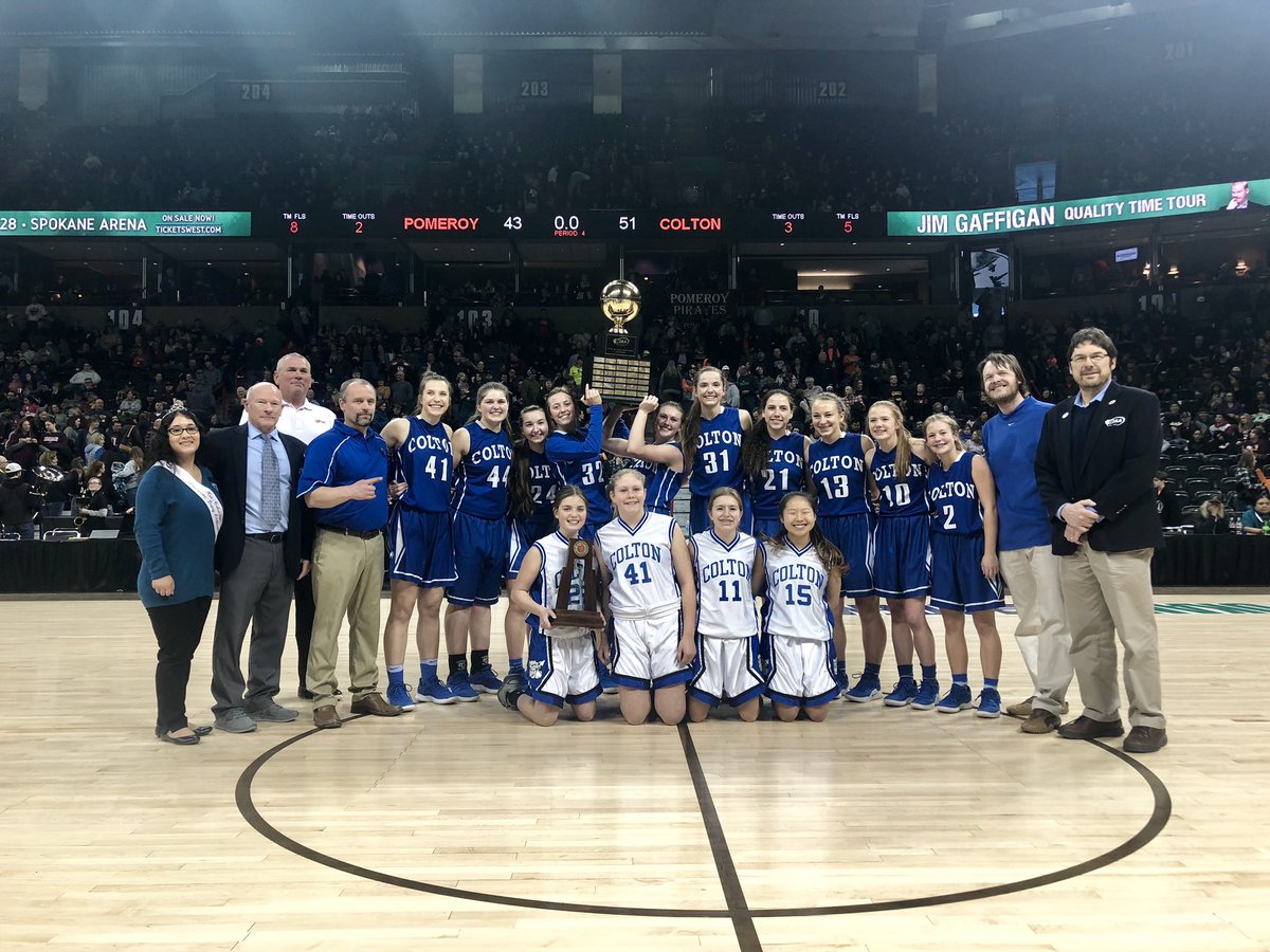 wiaawa's tweet photo. 1B Girls Basketball Champion: Colton HS #HardwoodClassic https://t.co/sYC2Ie5fXS