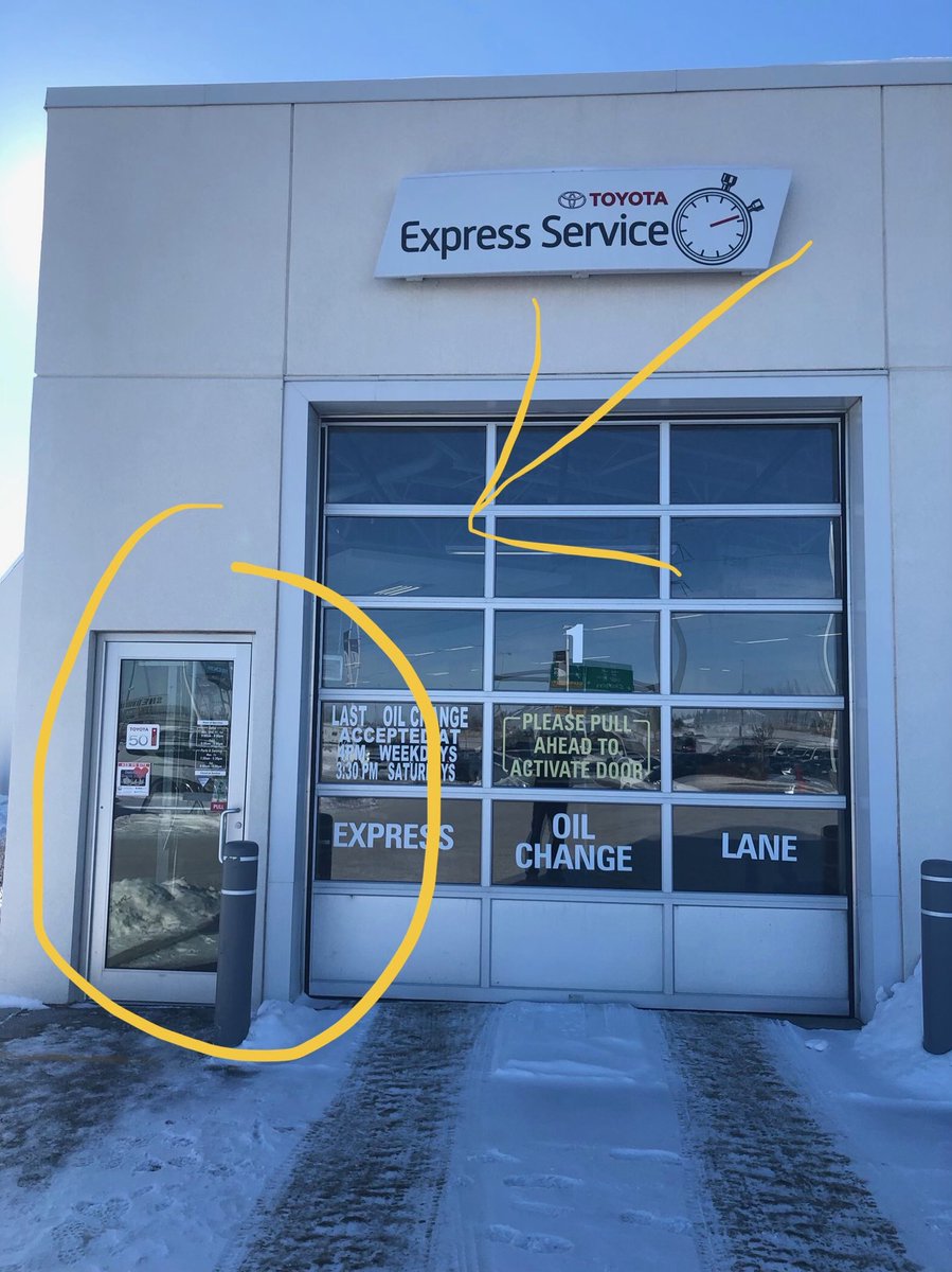 Please enter through this service door tonight as you arrive at Romancing the Vines ⁦<a href="/ENSAUTO/">BEINGMARK</a>⁩ #enstoyota #romancingthevines #wine #gongshow