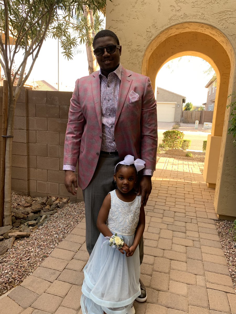 KelvinBeachumJr's tweet photo. Father daughter dance 2019. https://t.co/jV9zzB9TD1