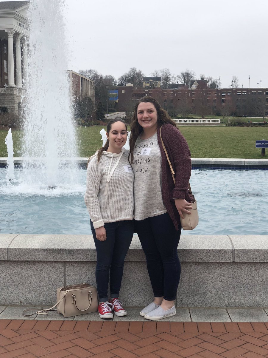 LeahNeas's tweet photo. What a fantastic day at our first college visit! Preview day at Belmont! #mostbeautifulcampus #soinviting #discoverbelmont https://t.co/uthHuJnviw