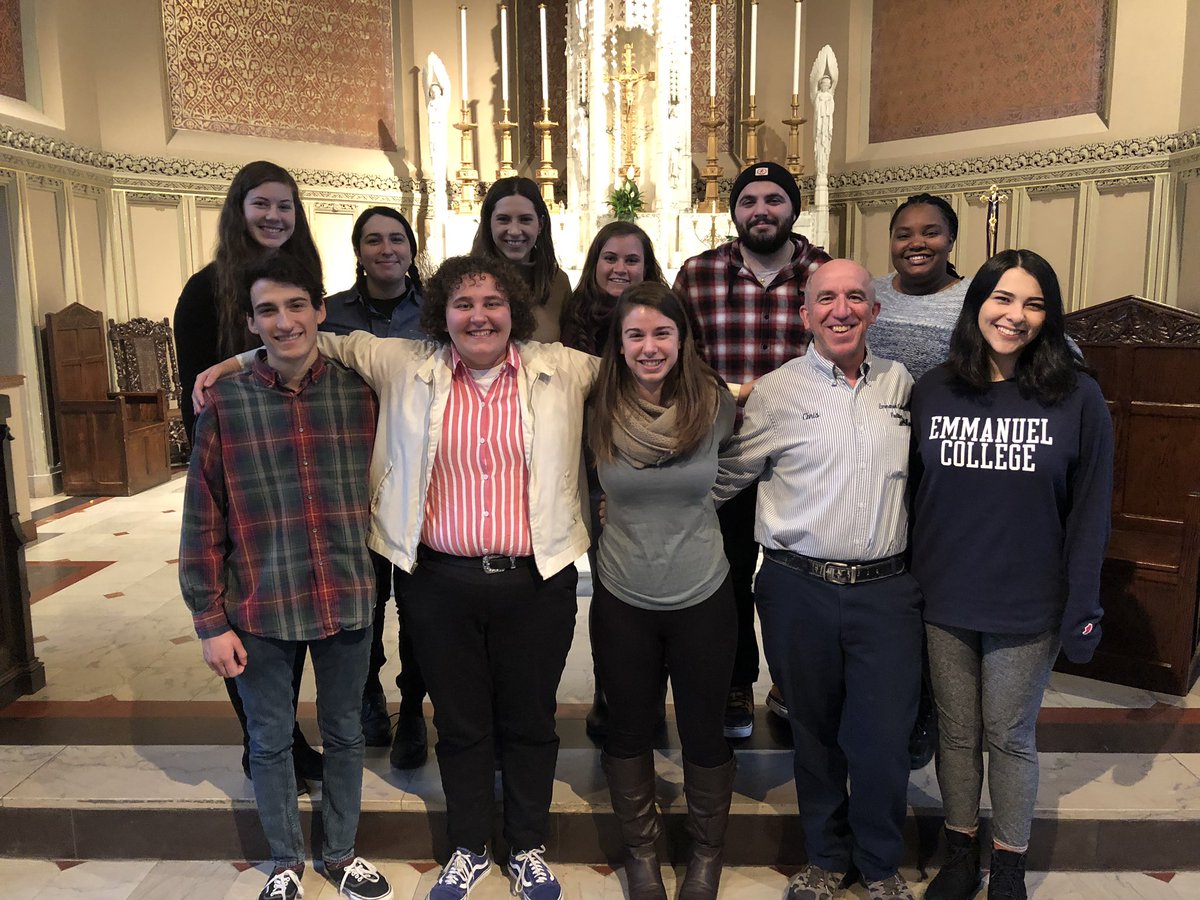 BradleydDeirdre's tweet photo. Alternative Spring Break 2019 @EmmanuelCollege update - Houston & NOLA have landed safely and Phoenix is in the air. Boston group starts tomorrow #ecserves ππβπ½π https://t.co/NG3prJ3Ohq