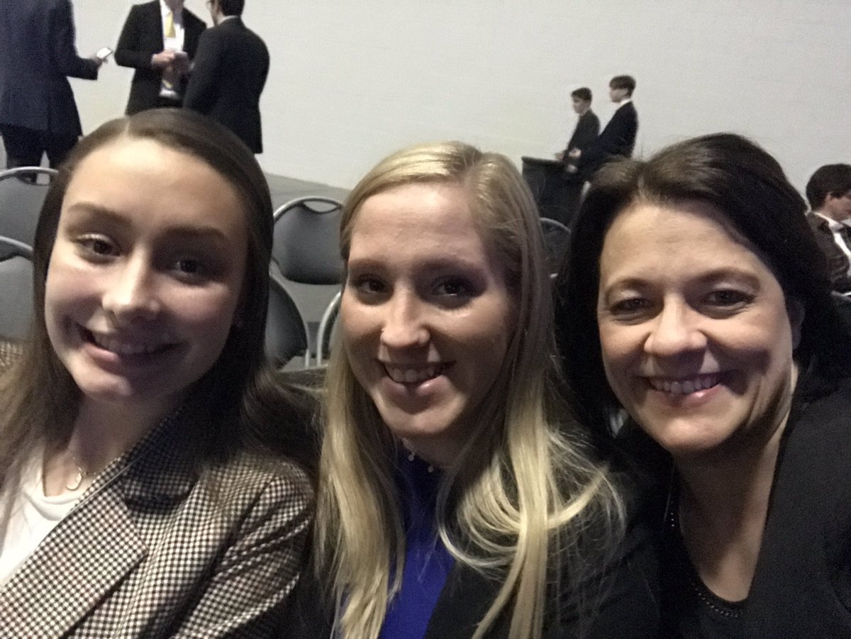 BirdDeca's tweet image. Ready for Grand Award Session #1! @lcbirdprincipal @CCPSCTE @charwood2000 @rachel_renay @ctegallion @lcBirdCTE @VirginiaDECA