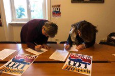 andreinapachec4's tweet image. Movimientos Sociales de Italia recolectan firmas en solidaridad con Venezuela dlvr.it/R033lr