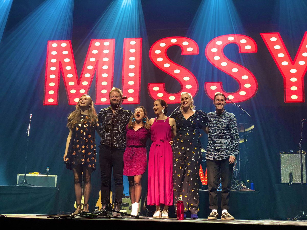 zazzzzer's tweet photo. Bunch ‘o babes @missyhiggins https://t.co/k5x9U2vIEw