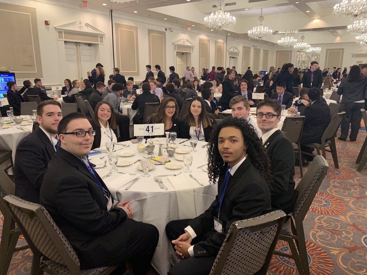 GNBVTBPA's tweet photo. The first night here in our State Competition! Our students enjoying  their dinner 🍽for Opening Ceremony #MABPASLC19 https://t.co/VboeXyvn6H