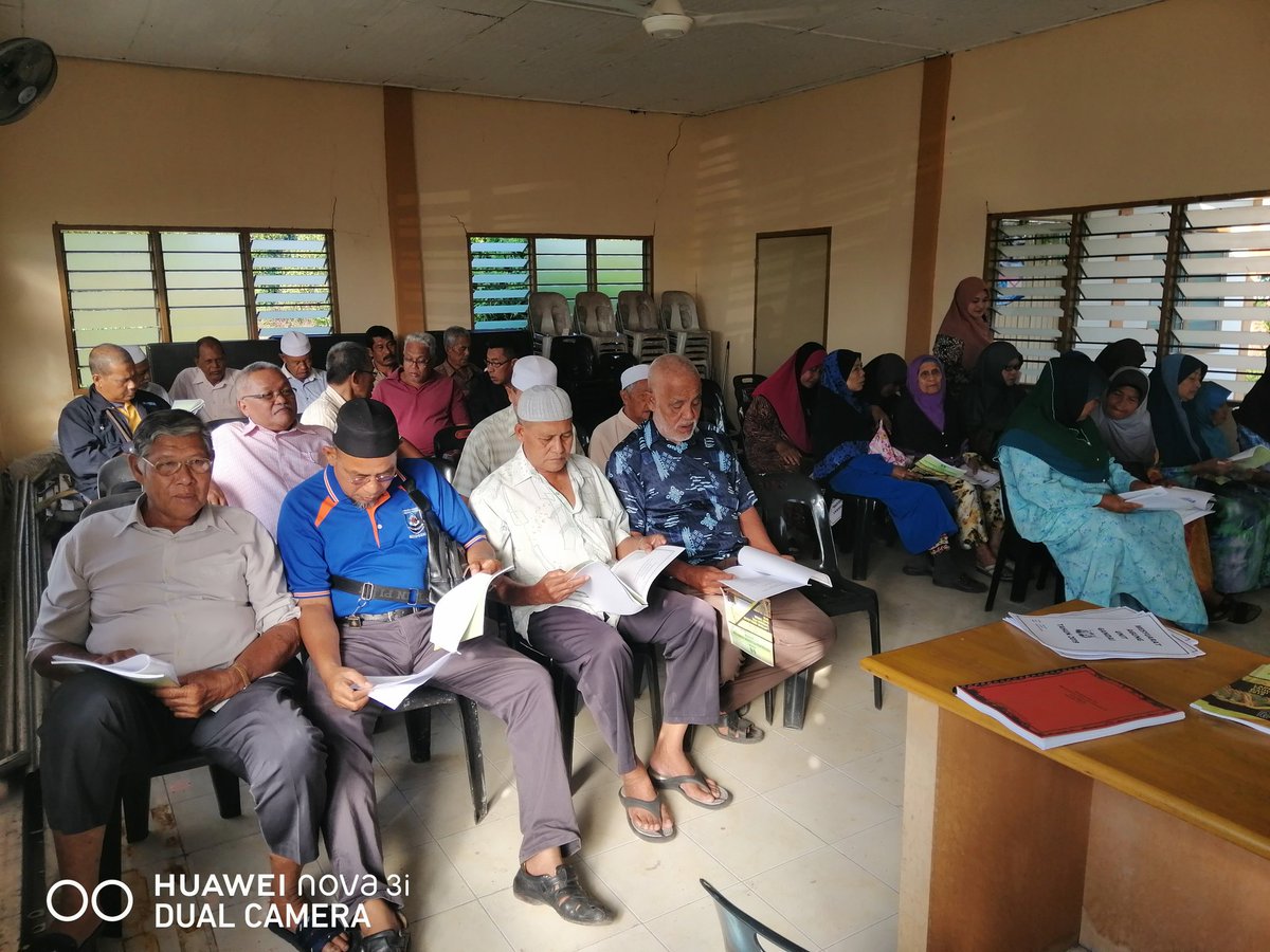 CUPMADA's tweet photo. Pemantauan Dan Penyeliaan Mesyuarat Agung Unit PPK selian MADA
Unit Gandai, PPK C 2 kerpan
#CUP #Madamabeles
#PPKBerjayaPeladangSejahtera
#TeamBPIP
#WakilPendaftarMADA https://t.co/jGar2tHGpm