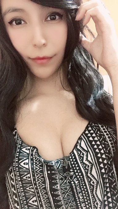 Watch Ary Vilchis's leaked NSFW photo on TwXstars