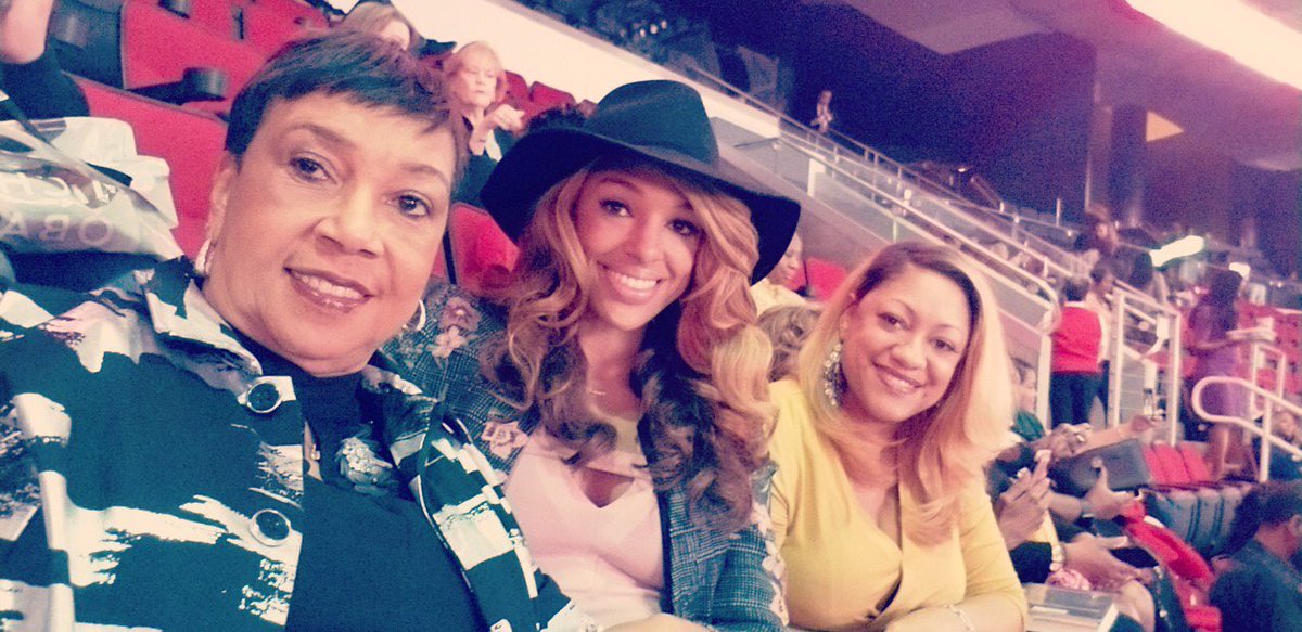 Britneytemple's tweet photo. #IAmBecoming 
I’m so excited to share the experience with family! https://t.co/58ZpCgjl64