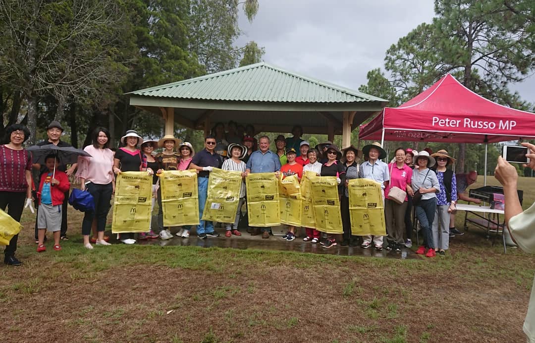 PeterRussoMP's tweet image. The Russo Army are out in force today for #cleanupaustraliaday! #waronwaste #keepaustraliaclean