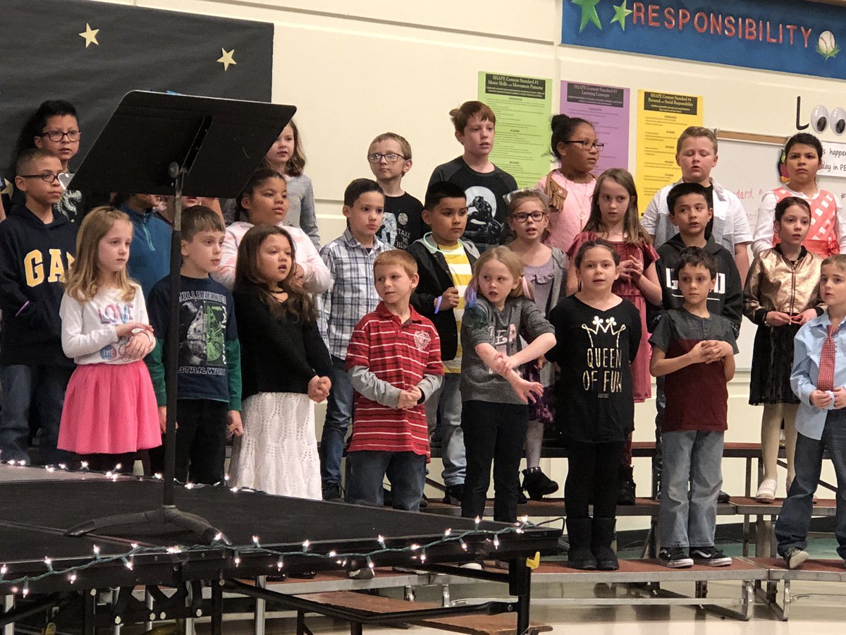EndersLeaders's tweet photo. Second and Third grade concert. Awesome!!! https://t.co/4UhMsUAZOa