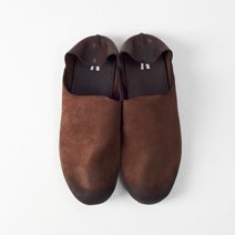 poooLroom's tweet photo. AUTTAAのhome shoesが入荷をしました。
踵を倒しても、起こしてスリッポンのように履いても可愛いです。
https://t.co/6mtPS0ewQD
#poooL
#AUTAA
#room shoes https://t.co/w6e9u4hZTi