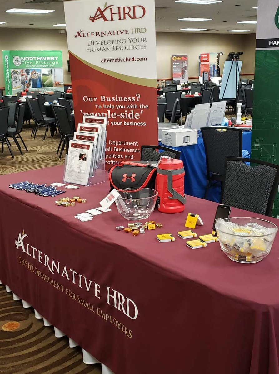 AlternativeHRD's tweet photo. Attended the SDPHCC state convention Thursday &amp; Friday in Sioux Falls at the Holiday Inn City Center. Karen Delange, HR Consultant, on our HR team presented on a very popular topic "recruiting". ⭐ https://t.co/QXLJlbOJQo