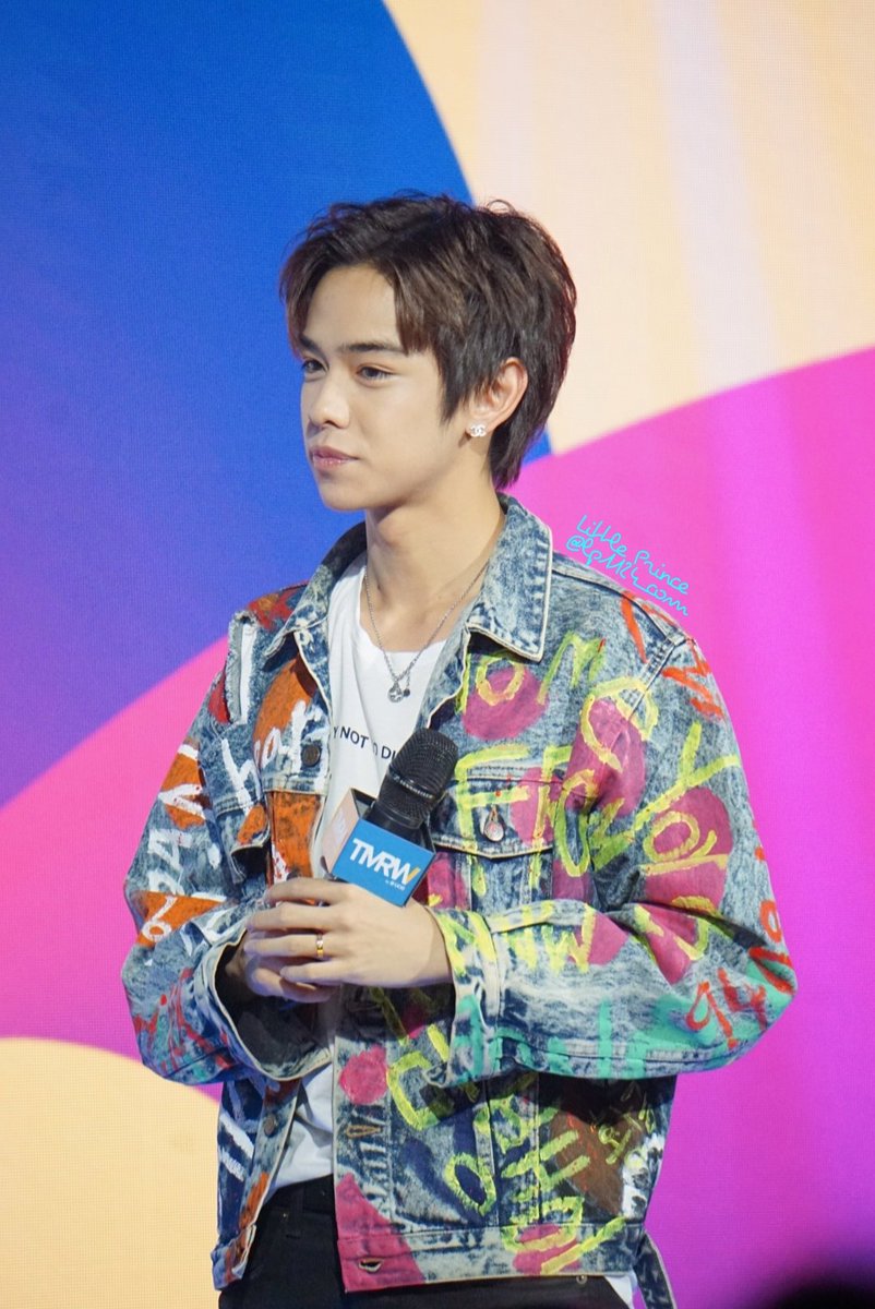lp1124_com's tweet photo. 20190302 พาคูมลภัสมาแจกความสดใสวันอาทิตย์ 🌞🌞🌞🌞 @third_n #ThirdLapat #9by9TH #TMRW #MakeTMRWYours https://t.co/bYv829IH2L
