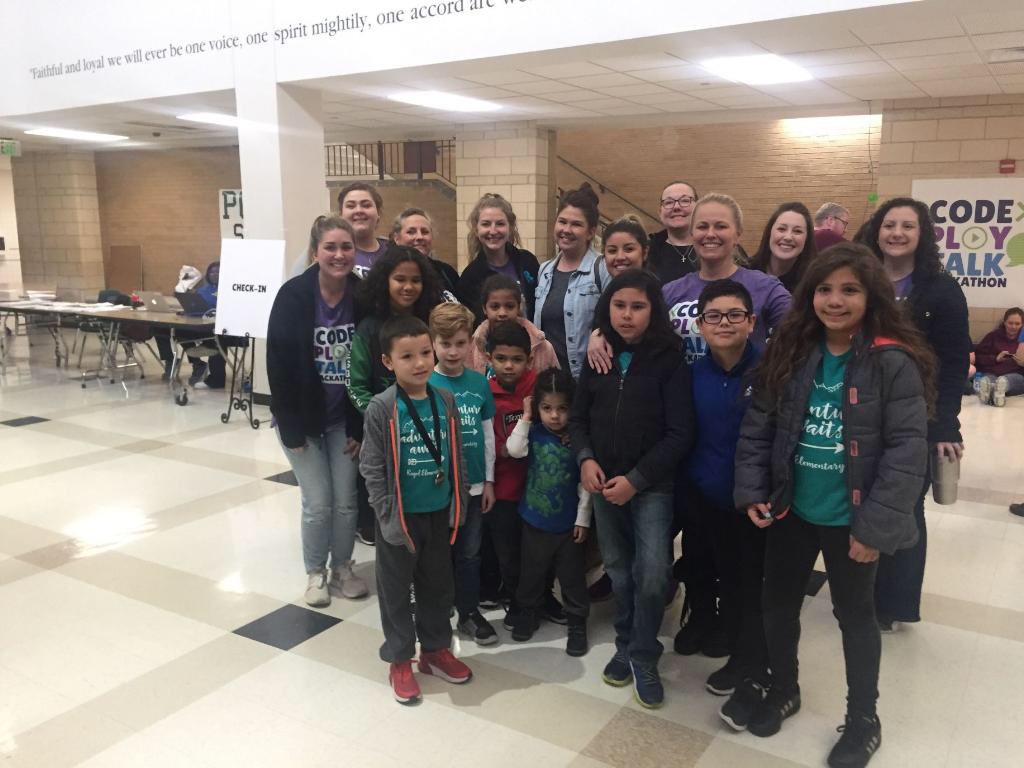DeeBarnesy's tweet photo. Hackathon with my Rugel Family!! 
#codeplaytalk #rugelallin #mountainmovers https://t.co/1fdo57KoWU