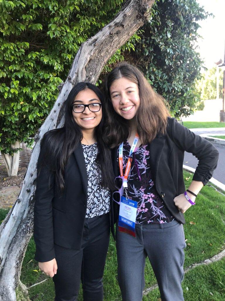 PaysonDeca's tweet photo. To our seniors,
This is not the end. Go out into the world and explore. Share all of the good &amp; amazing things that DECA has thought you!! Always thrive🔷 
#DECA #readyforit #pathtoglass https://t.co/vE8PK4PHBt