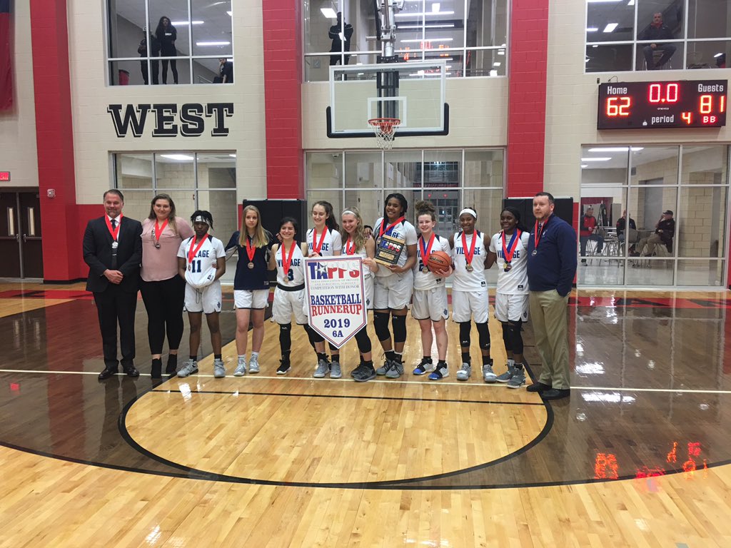 Villageteams's tweet photo. Special season from the Lady Vikings Most wins in program history ✅
Tapps 6A State Runner Up ✅
Incredible run by this team! 
#BeUncommon 
#LadyVikingsHoops 
#weareVILLAGE https://t.co/QWhlZuWCHK
