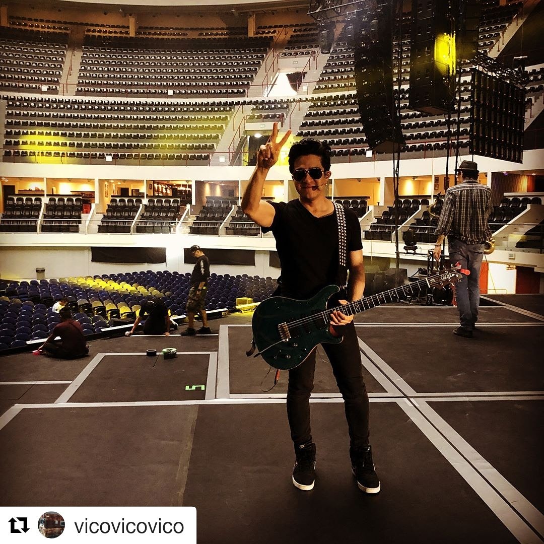 CesarMirandaFC's tweet photo. #Repost @vicovicovico (@get_repost)
・・・
@elchaparrocket y @maroclicks, SoundCheck. Merida, 20190302 https://t.co/hPRE6mAo9U