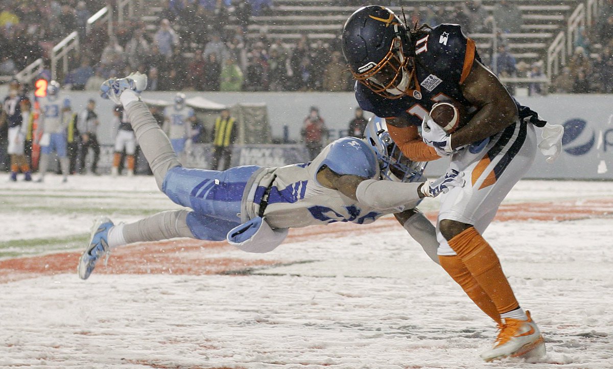 TheAAF's tweet photo. Apollos defeat Stallions in the snow 20-11. #ORLvsSL
📰 | https://t.co/nqPf1256U3 https://t.co/f3DJBO3BPi