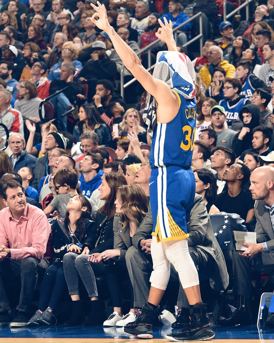 warriors's tweet photo. 👏👏👏 https://t.co/vyu5lH2D50