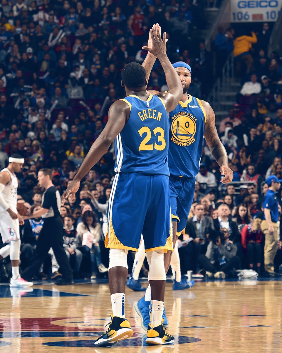 warriors's tweet photo. 👏👏👏 https://t.co/vyu5lH2D50