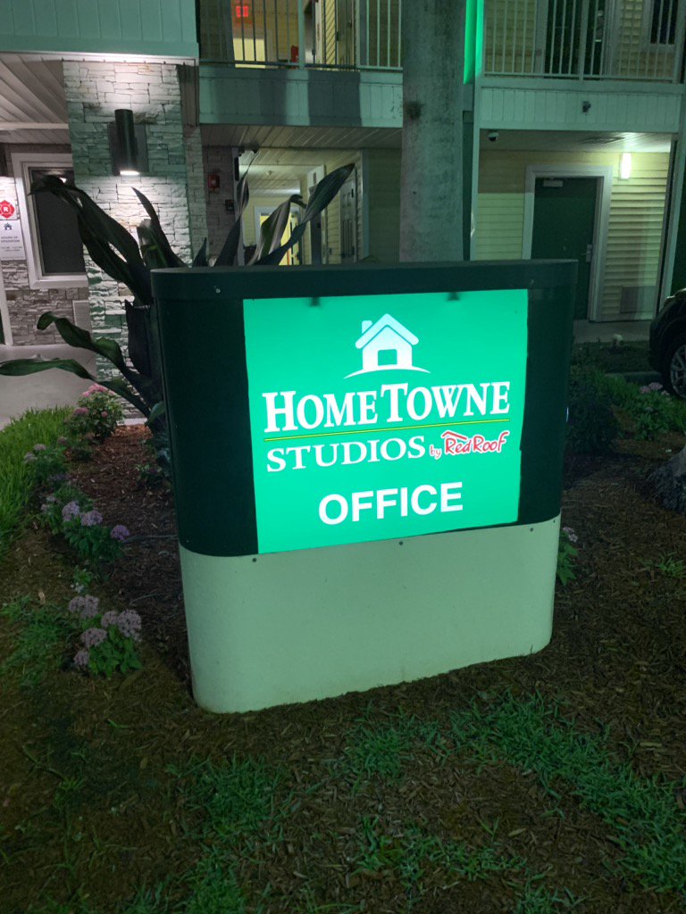 Infested with roaches, was meant to stay there, they wouldn’t help me or give me a different room so I moved on, do