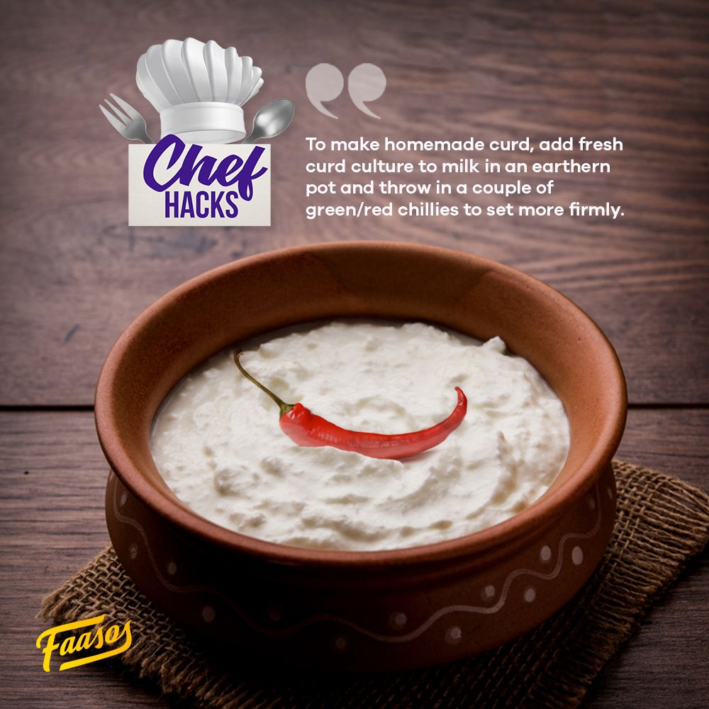 faasos's tweet image. Curd Nerd!!! 🤓
Watch this space for more #Chefhacks
.
#SundayFunday #SundayCooking #Cheftips #Chefhack #Hacks #foodies #food #hackalert #chefinmaking #cheflife #Sunday #sundayvibes #sundayfeels #weekendgoals #sundayspecial #sundaydinner #curd #cookingtips #yoghurt #chillies