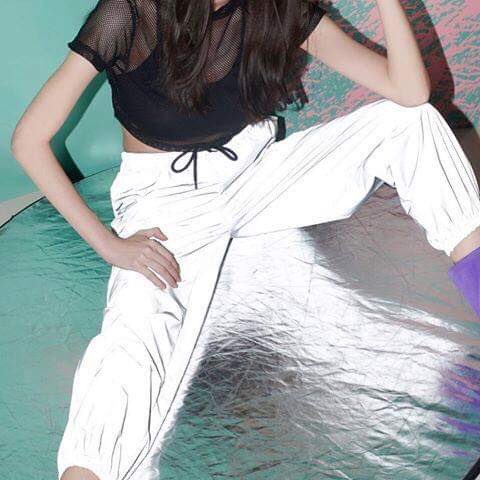 onemoreshop's tweet photo. 💥🔥พร้อมส่ง🔥  
Neon pant
✨สะท้อนแสงทั้งตัวใส่ได้ทั้งชายและหญิง 
‼️โคดแซ่บบบ 
มาแรงหมาเห่ามว๊ากกกก งานดี ผ้าดี❗️
📍ขนาดฟรีไซส์
#กลางวันจะเป็นสีเทากลางคืนจะเป็นสีขาว
#กางเกงนีออน #กางเกงเรืองแสง #กางเกงสะท้อนแสง #กางเกงวอล์ม #กางเกงสวย #กางเกงแฟชั่น #กางเก https://t.co/cfcQq72OLR