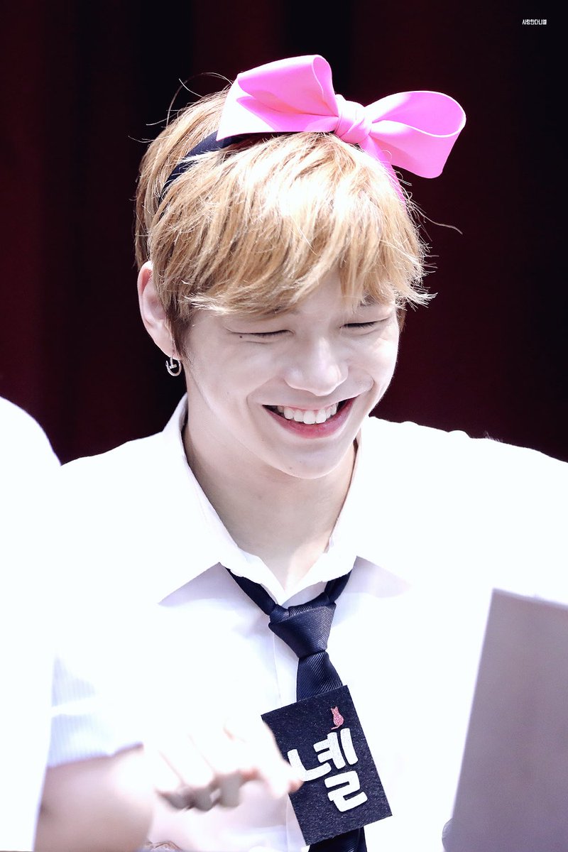 ❤️❤️❤️

#TwitterBestFandom⁠
#SoompiAwards⁠
#TeamWannaOne
<a href="/WannaOne_twt/">Wanna One</a>