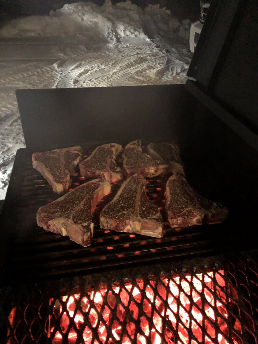 smokerbroker's tweet image. On the coals in the snow. @yodersmokers @smokerbroker #whyiyoder #YoderNation