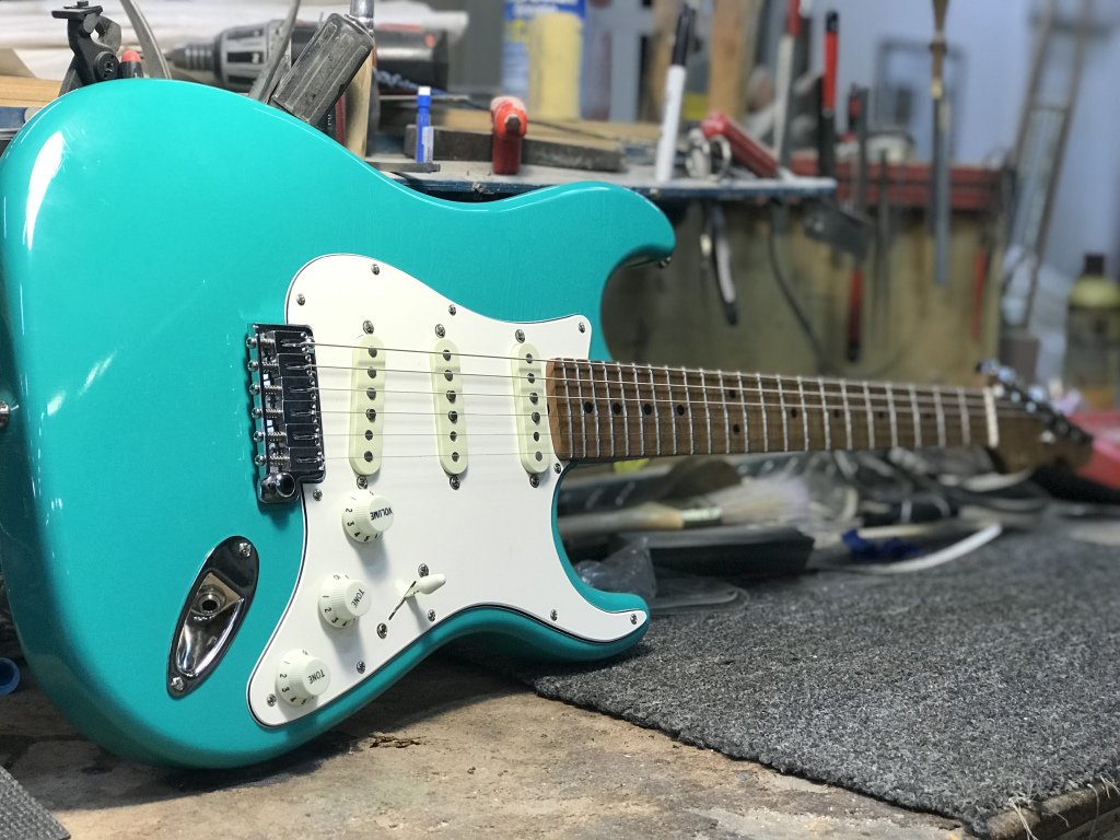 LSL Instruments Saticoy!! Vintage vibe with a twist this time! unleavenedshred.wordpress.com/2019/03/02/lsl…