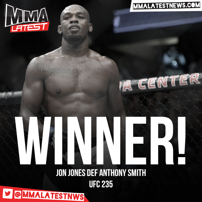 MMALatestNws's tweet photo. #AndStill Light Heavyweight Champion Jon 'Bones' Jones - Has to be the Greatest of all Time!
#UFC #MMA #UFC235LIVE https://t.co/PCK9FLCjf7