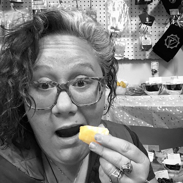CreepGeeksPod's tweet photo. Why this pineapple taste like #YellowCalcite and #CrystalHealing? 🤔🧐🤦🏻‍♀️Anyways, get yourself a piece of crunchy #SolarPlexusChakra empowerment at @theshopecclectic, and say “hi” to the #CreepGeeksPodcast while you’re at it. 
Brb, off to the dentist. 
#donttrythisathome 
#IdoMy… https://t.co/7UCQEmKHwA