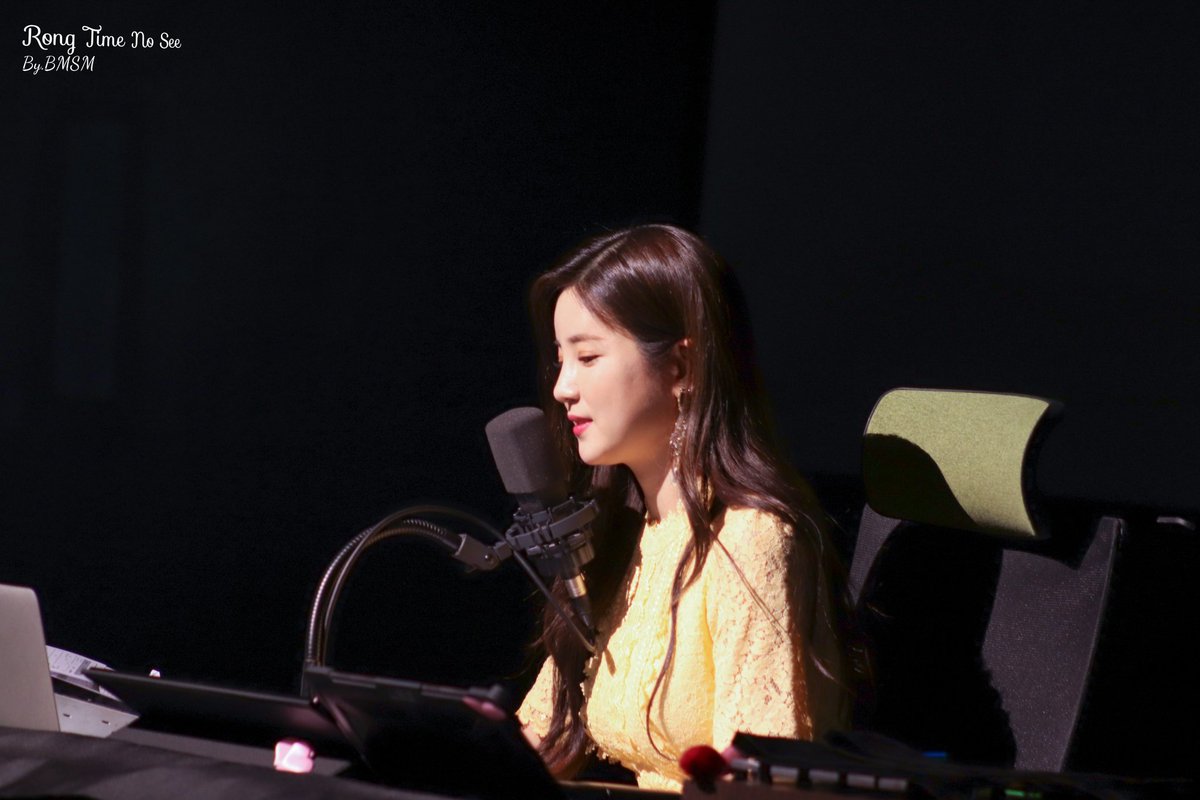 bmeungsameung's tweet photo. 2019.03.03
박초롱의 생일을 축하합니다🎉🎉 
#에이핑크 #박초롱(@Apinkpcr)
#봄과함께_다가온_초롱아_생일축하해
#우리의행복_초롱아_생일축하해
#HappyChorongDay https://t.co/xD4XGsQG7m