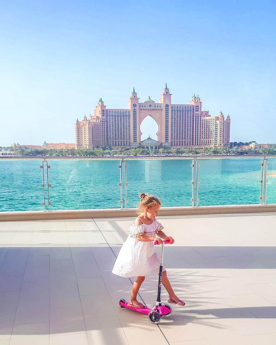 DubaiTrends's tweet photo. Scooting into the week like... 🛴 What are your plans for the day? Win two flights out to #Dubai for your favourite people with ig:emirates! All you have to do is share a photo or video tagging them and using both #MyDubai and #MyInvite 📸 ig:kirsty_and_neve_travels #ThePointe… https://t.co/8MVzyFRTYg