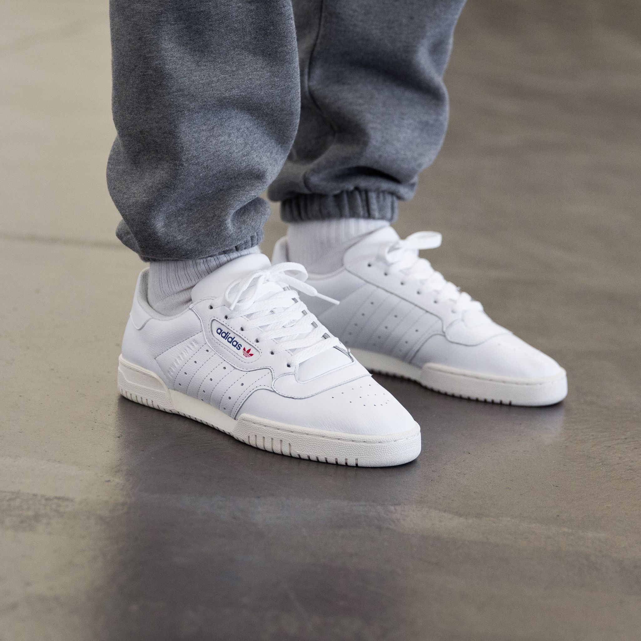 Centro de producción antártico Esperanzado Titolo on Twitter: "OUT NOW 🔥 Adidas Powerphase OG Get your pair ➡️  https://t.co/Ay4Wz9YobG sizerun 🔎 UK 6.5 (40) - UK 11 (46) style code 🔎  EF2888 and EF2889 #adidas #adidasoriginals #powerphase #