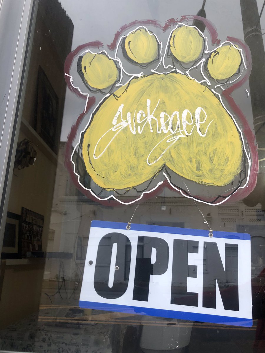 ConnectTuskegee's tweet photo. If you did not go home for spring break take the opportunity to support the bakery that just opened up in Tuskegee. They are located by the barbershop in the town square. https://t.co/1M0UqyEgcP