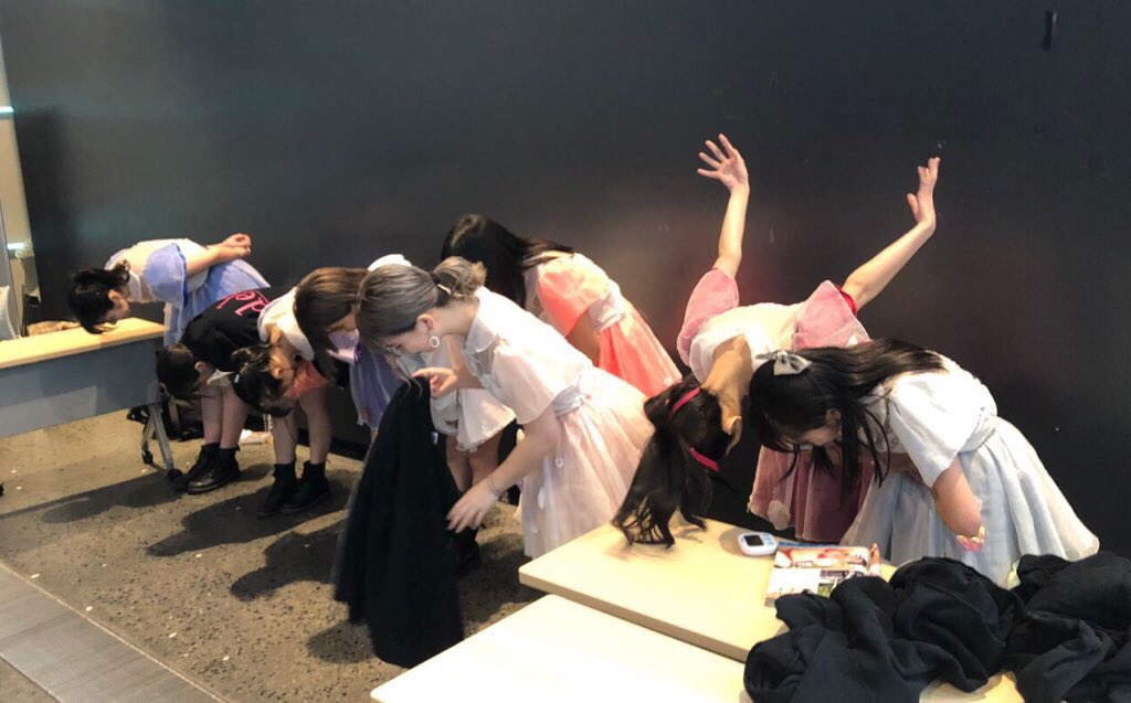 dela_nbgf's tweet photo. 『日台友好感謝祭グランフロント大阪』会場／SHIPHALL

dela大阪LIVEありがとうございました！

#村田万葉
#たこ焼き https://t.co/BWNcBQAfAU