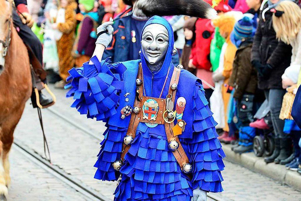 #Freiburg Was ihr über den Rosenmontagsumzug 2019 wissen müsst mehr.bz/8zbv