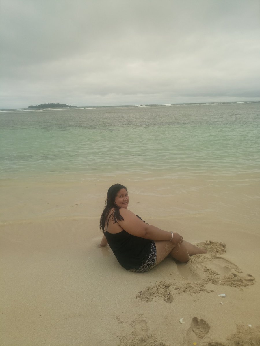 mitch_arms's tweet photo. Relax and feel the sea breeze... https://t.co/6zwDxrdBjF