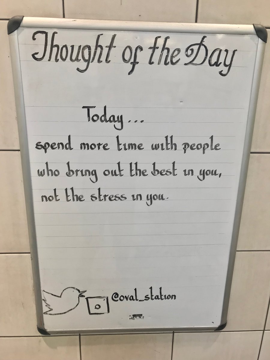 Oval_station tweet picture