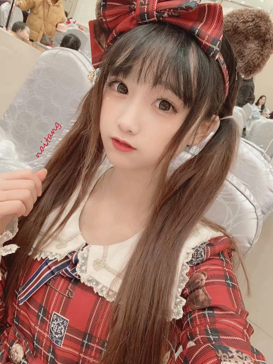 xiaonaitang's tweet photo. DAY BY DAY_(:3 」∠)_ https://t.co/XDS8dRB2sj