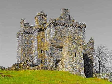 ToursOutlaw's tweet photo. CASTLES PT 3 🏰⚔️🛡️
#ScotSpirit #ScotlandIsNow #VisitScotland #History #HistoricScotland #Medieval #medievaltwitter #Alba #ScottishHistory #Dunrobin #CastlesOfScotland #Bruce #OutlawKing #SeeingScotland #Castles #castle #PictureOfTheDay #picoftheday https://t.co/urg3AEKZMe