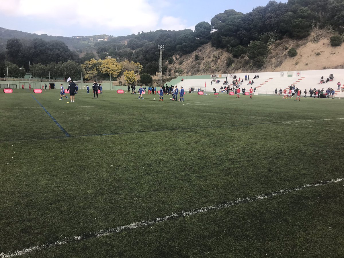 fcglobalgroup's tweet photo. We had a great time attending @fit_footvia international tournament in Barcelona. Amazing host and facilities. We look forward to bringing youth teams from North America to your summer edition! #soccer #travel #fcglobal https://t.co/dT97jqqtW3