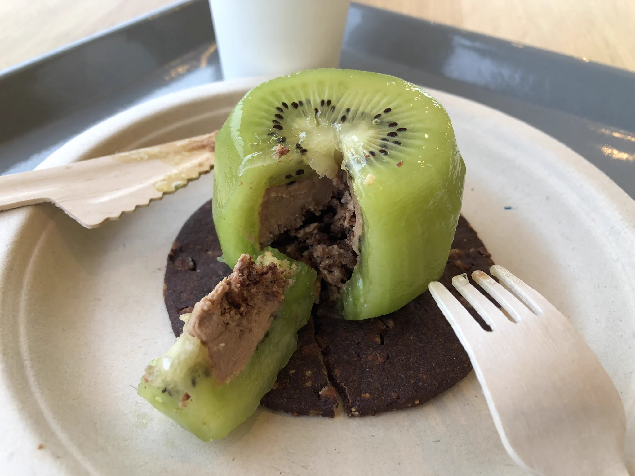 なんだこのスイーツは！キウイなのにキウイじゃなかった！